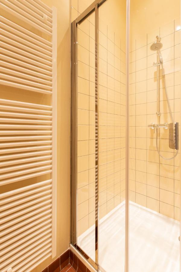 Pauline Loveling Apartment With Quiet Garden And 2 Bathrooms Antwerpia Zewnętrze zdjęcie
